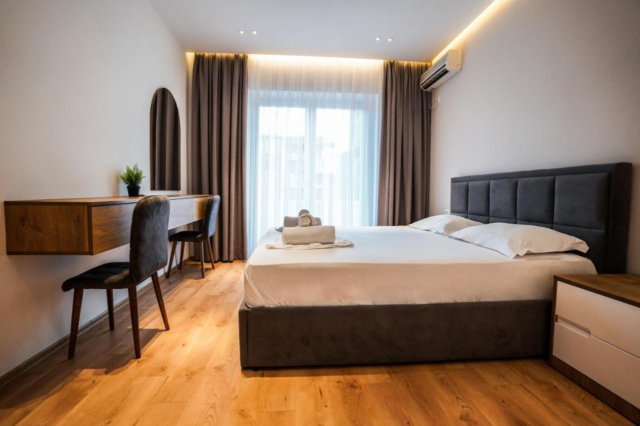 Hidden Gem Tirana 2Br Comfort In Historic Zone Buitenkant foto